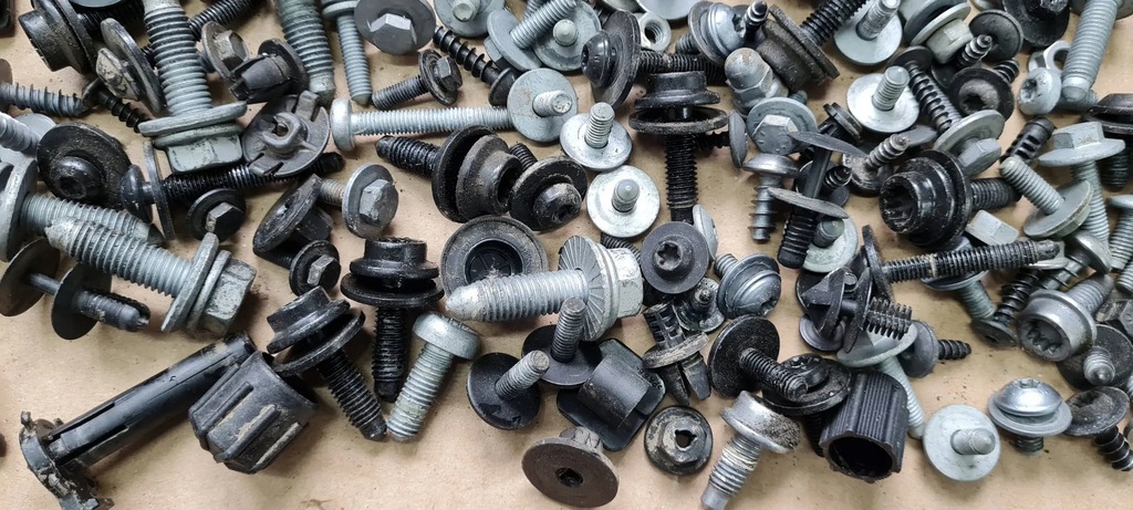 фото №12, S6 c7 4g a6 lift болты винтики гайки крыльев бампер перед lx7pa7 4g s7