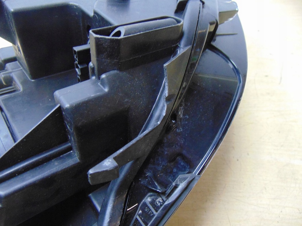 фото №13, Лампа ліва перед vw touran iv 5tb941005a europa