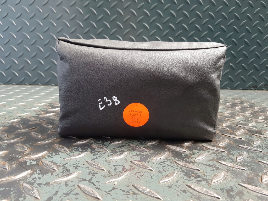 фото №4, Аптечка з wypełnieniem оригінал bmw e38