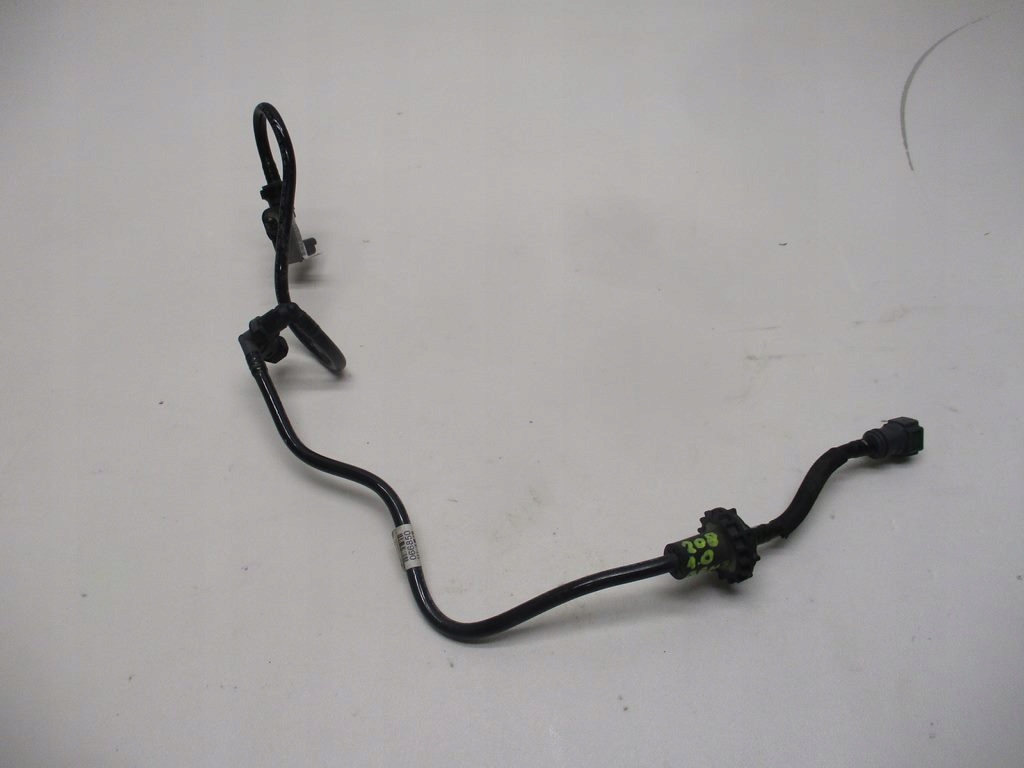 фото №1, Шланг топлива peugeot 208 1.0 vti