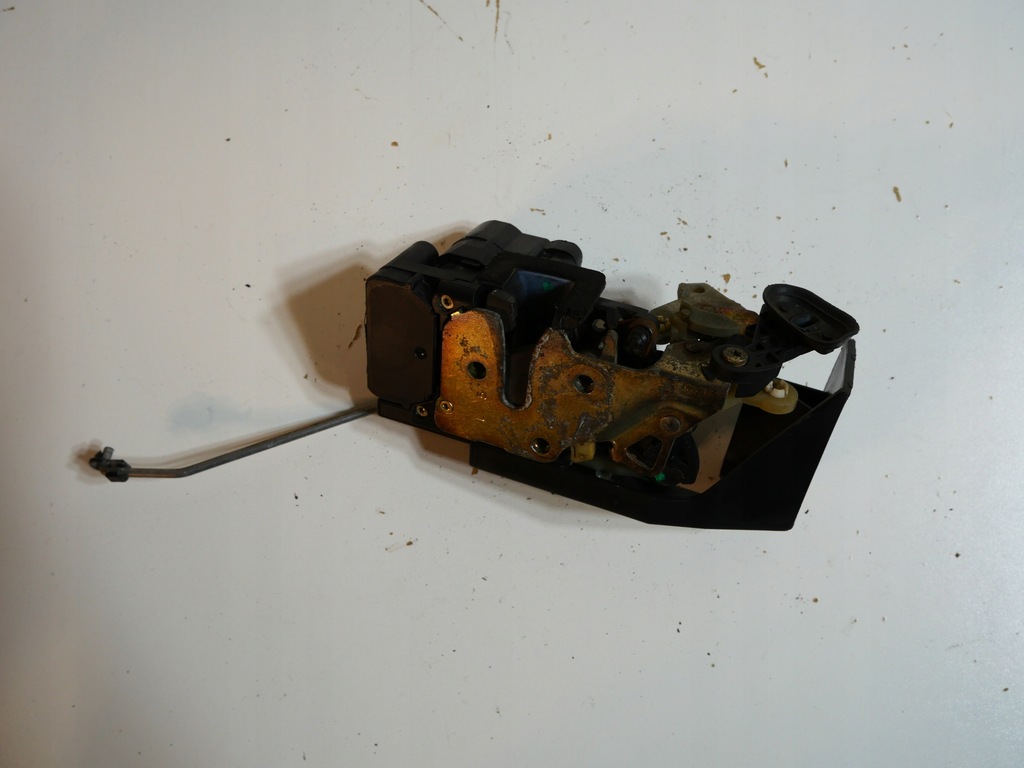 фото №3, Замок дверь alfa romeo 156 16828898