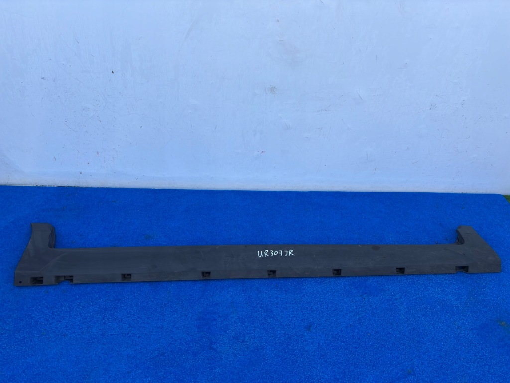 фото №1, Opel crossland x правий поріг молдинг поріг права 13482064 ur307jr
