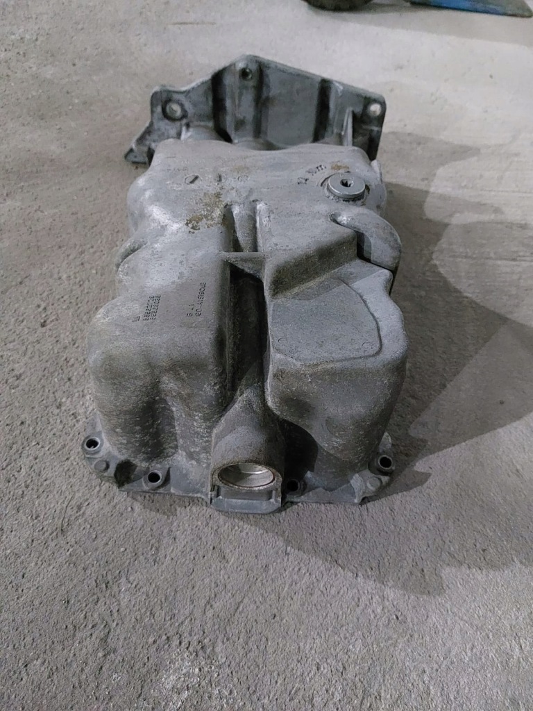 Поддон масляная opel astra corsa insignia zafira 1.2 1.4 turbo 55562729 Оригинал