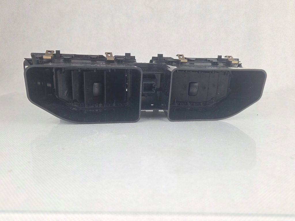 фото №8, Skoda fabia iv 6va решётка обдув средняя 6va820951