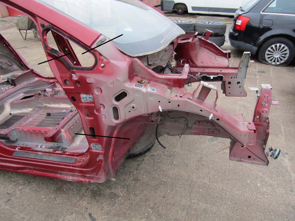 фото №1, Leaf ii 20r лонжерон права чверть перед передня naj