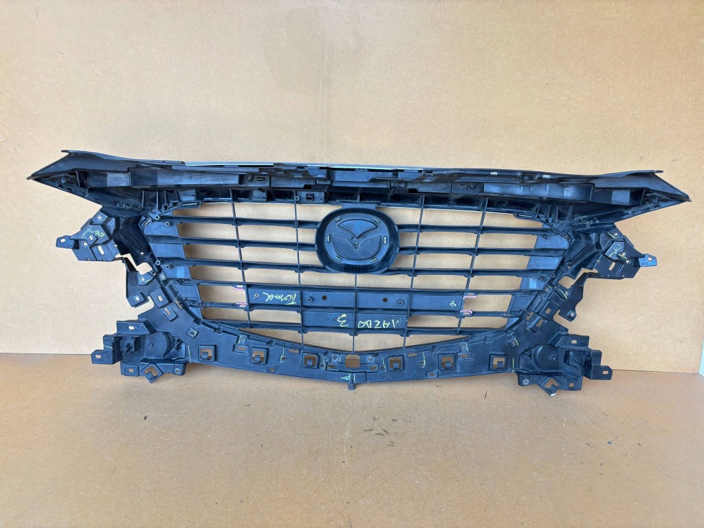 фото №3, Mazda 3 iii bm lift 16- решітка радіатора решітка радіатора