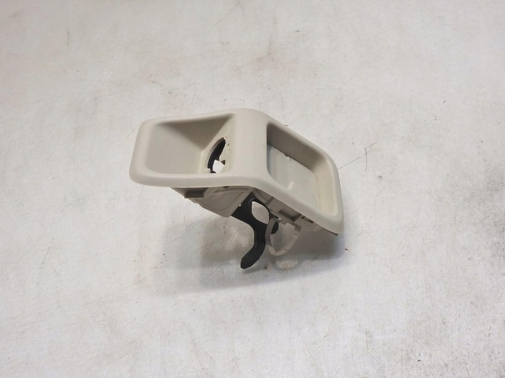 фото №6, Кронштейн шторка багажника volvo v70 iii 30727957