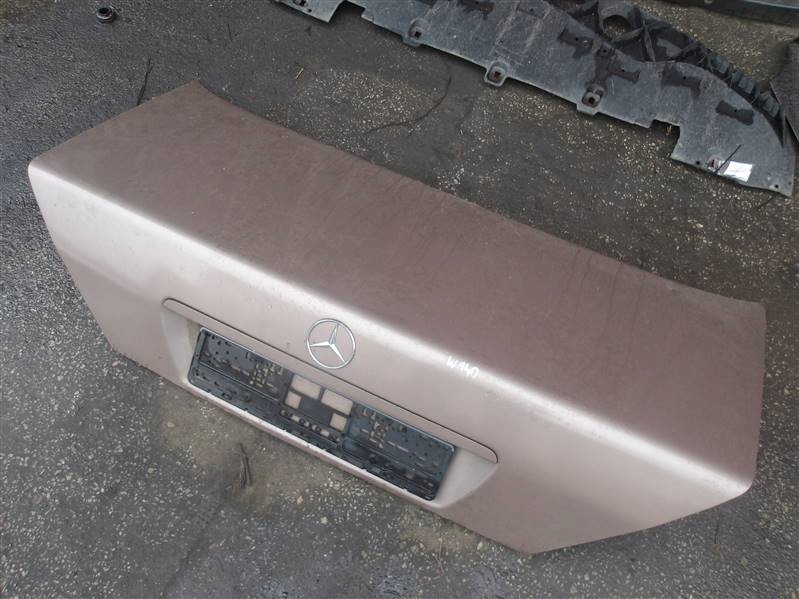 Крышка багажника задний  mercedes w140 s klasa Недорого