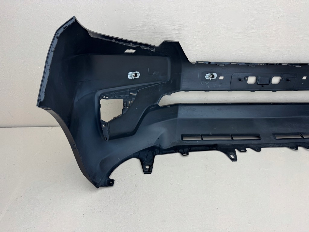 Toyota land cruiser 150 рестайлінг  2018-2022 бампер перед передній 52119-60n4 pdc в Україні