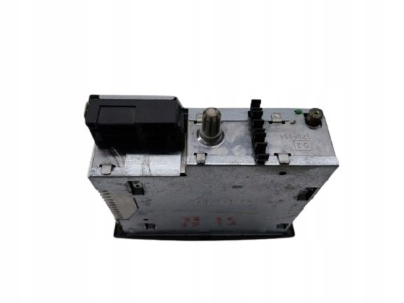 Радио cd renault modus 1.2 8200483757 Доставка