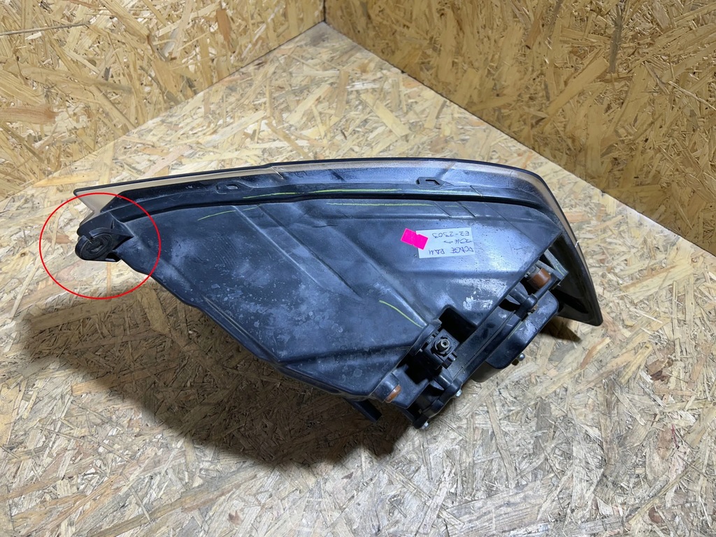 фото №9, Dodge van ram 2017 лампы передние