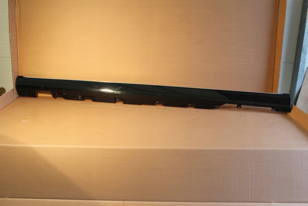 Купить Порог левое  audi a8 4h d4 рестайлинг  long