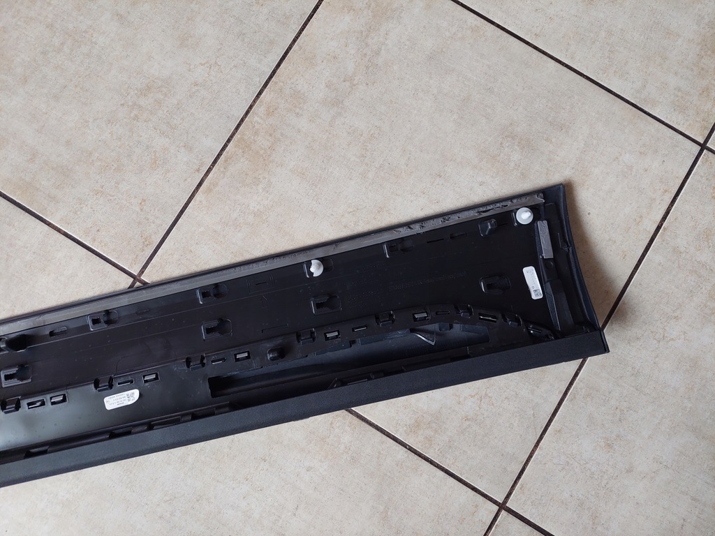 фото №14, Молдинг двері - правий задня - audi q5 ii fy - 80a - s-line