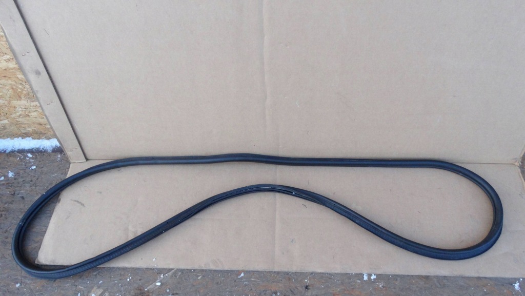 Купити Citroen ds7 crossback рестайлінг  прокладка кришки багажника