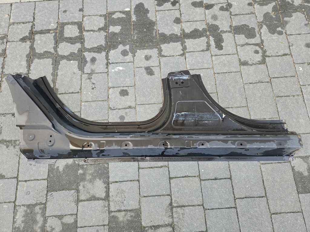 фото №1, Peugeot 2008 порог правый задняя крыло блок двигателя новый oryg.