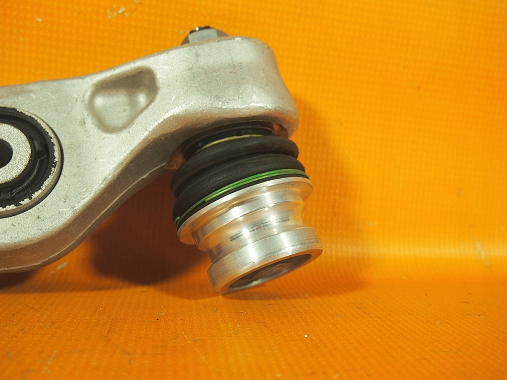 фото №8, Audi a6 4k рычаг перед шаровая опора левый 4k0407151b