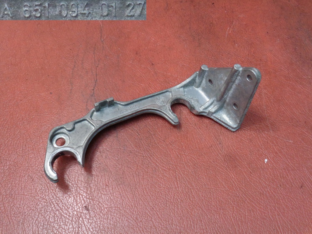 фото №1, Кронштейн двигателя mercedes r172 2.2 cdi '15 a6510940127