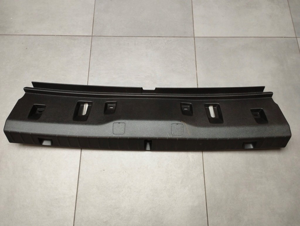 Купить Bmw 7 g11 накладка порог багажника 7344675