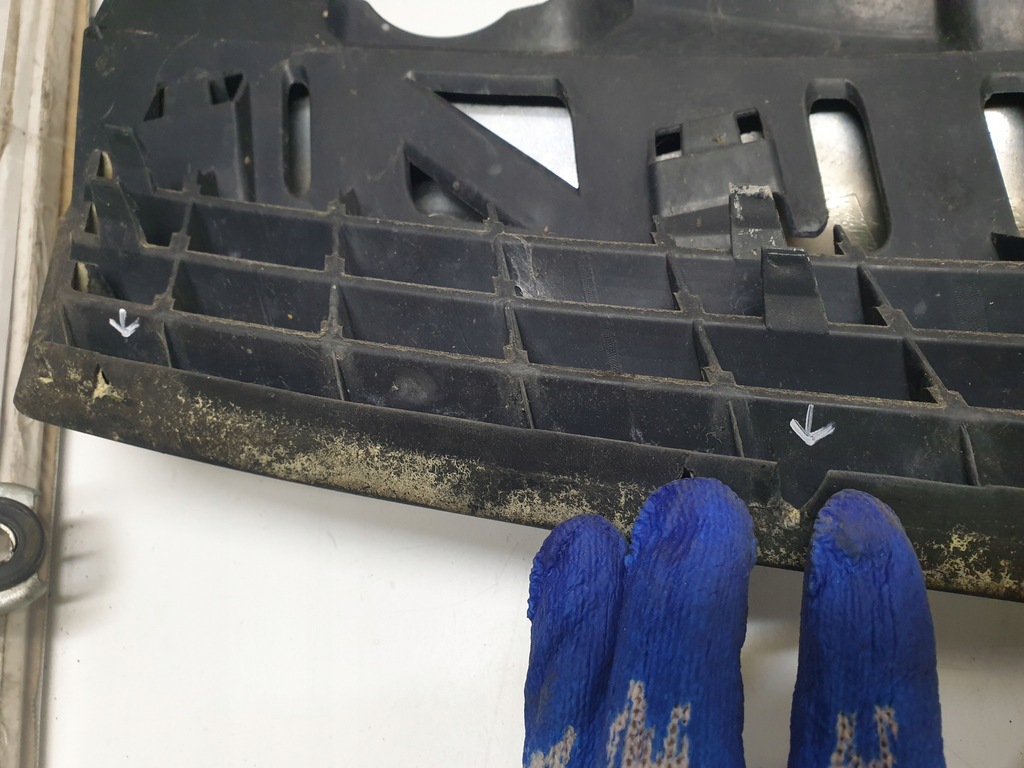 фото №10, Решётка радиатора opel astra h kabriolet 13237436