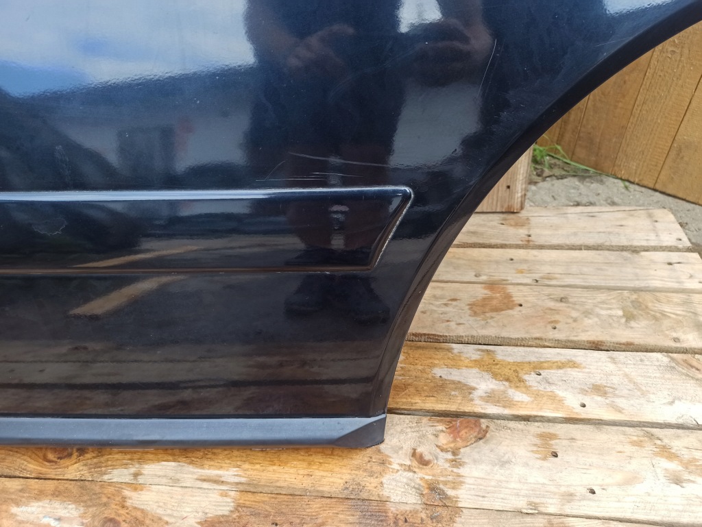 Дверь левый задний  audi a2 lz5q Оригинал