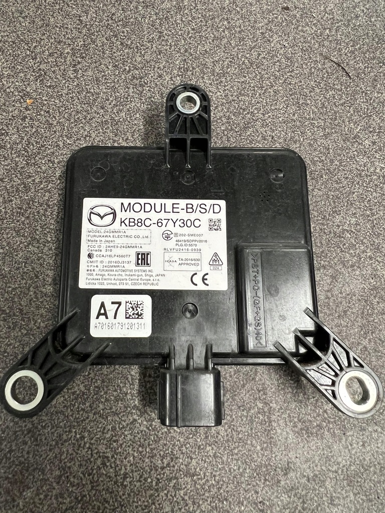 фото №1, Mazda cx5 ii датчик мертвого pola kb8c-67y30c