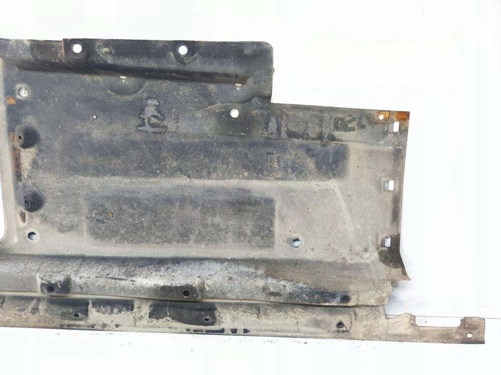 фото №6, Захист плита підвіска права велика audi q5 8r lift 8r0825208e