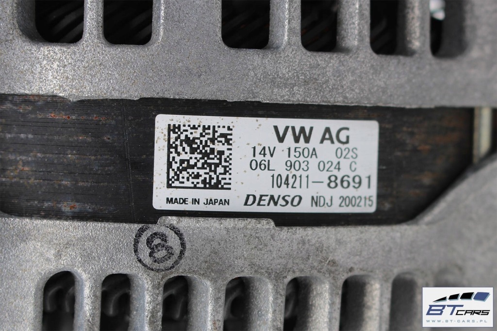 Audi a4 a5 q5 генератор 06l903024c 06l903024h 06l903024j 06l903024jx 150a Зі Шроту