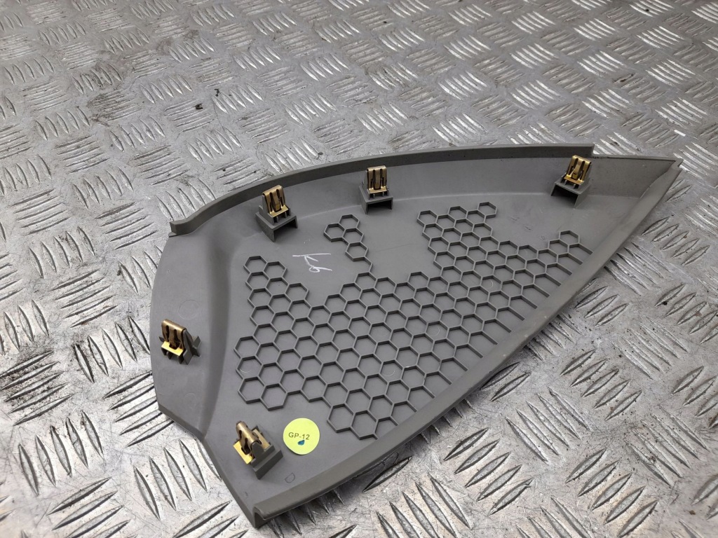 Cadillac cts 105089644 перед сторона правая боковой element панели приборной панели в Украине