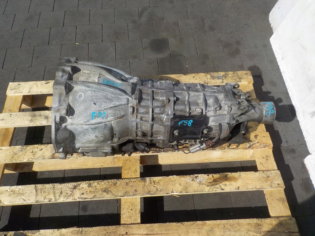 фото №9, Lexus is ii 07r 2.5 v6 208km коробка передач 6 передач механічна