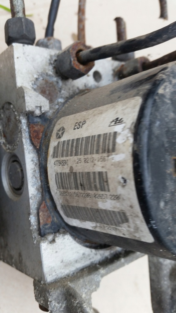 фото №6, Chrysler 300c lancia thema насос abs