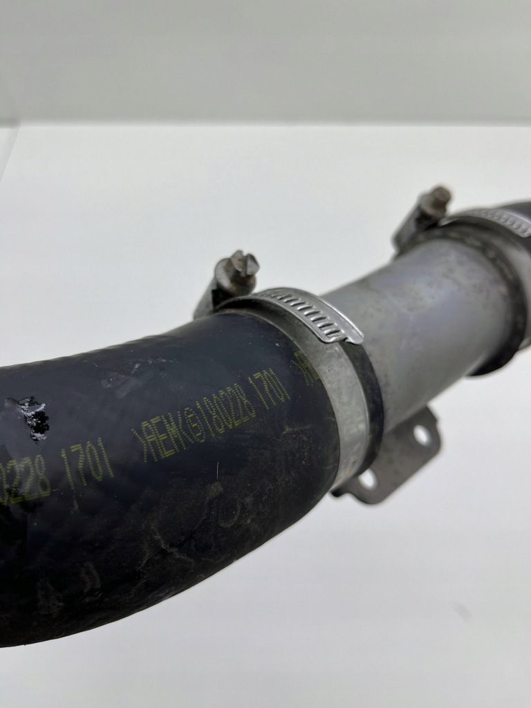 Suzuki swift sport mk8 воздухозаборник труба воздуха 0261230452 Недорого