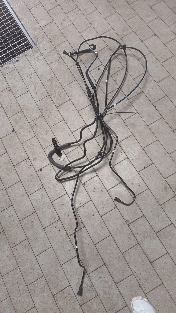 фото №1, Wąż шланг топлива renault clio v 164462436r 1.0 бензин