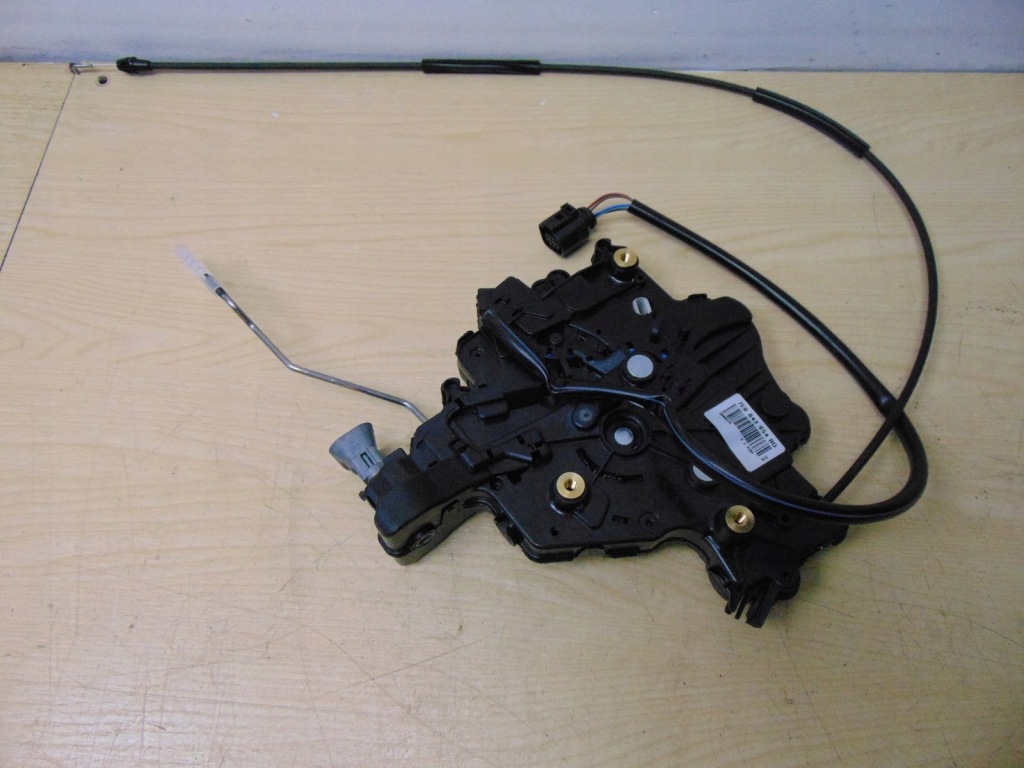 фото №1, Замок дверь раздвижных vw transporter 1