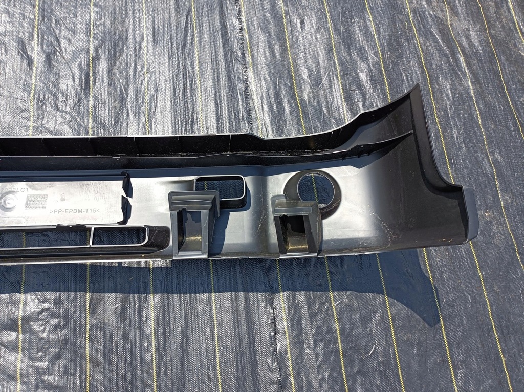 фото №11, Nissan cabstar 07- бампер перед передний oryg