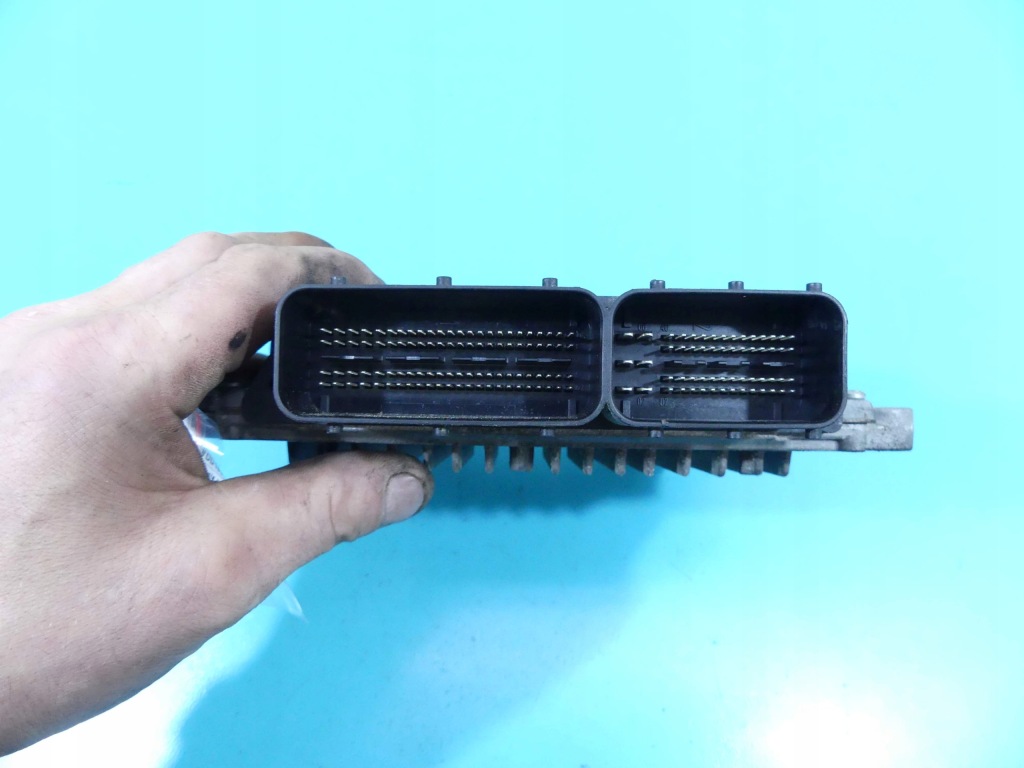 фото №4, Бортовой компьютер ecu mercedes w169 0281012061 2.0 cdi