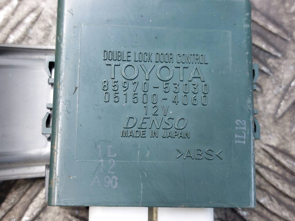 фото №13, Набір стартовий lexus is ii 2.2 d 89661-53702 82730-53024