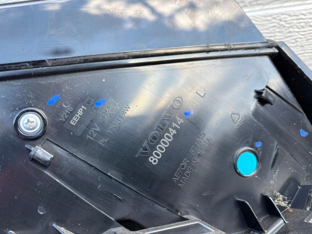 фото №8, Volvo ex30 2024r. лампа задняя левая правая eu. 80000415 80000414