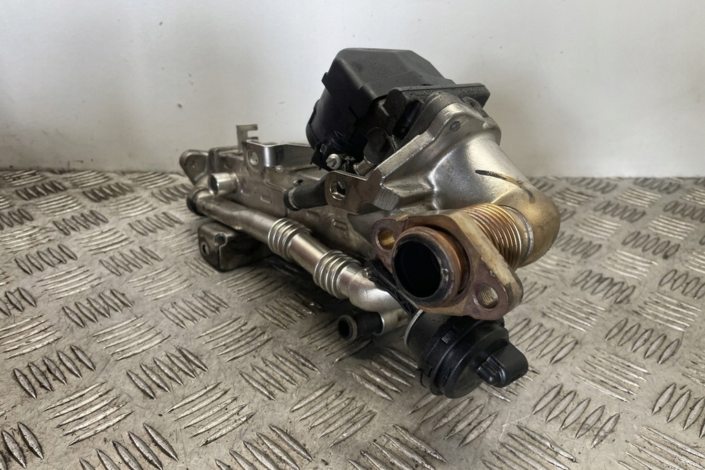 фото №9, Радиатор egr bmw 2 coupe f22, f87 8476993 2.0l дизель 160kw 2014