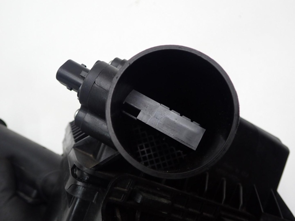 фото №9, Корпус фильтра воздуха ampera 1.4i hybrid 14r