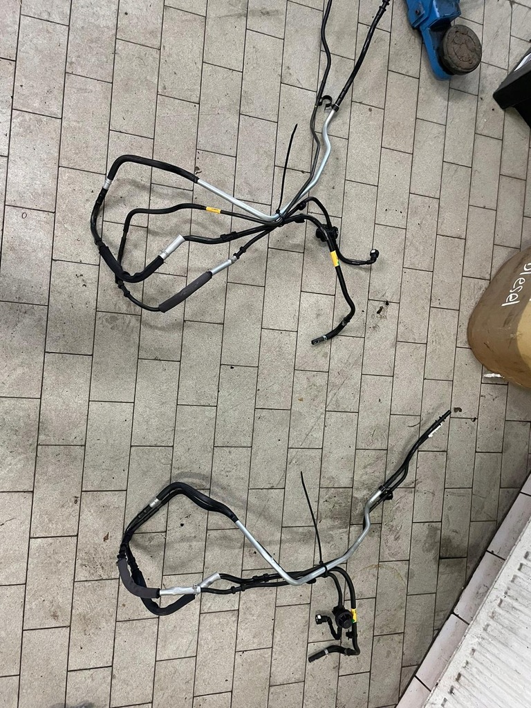 фото №1, Шланг топливный renault captur plug in 164468552r 149116147r