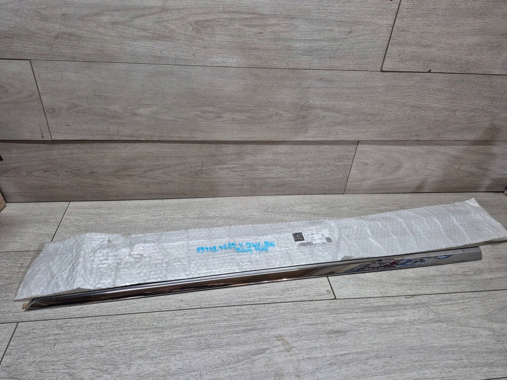 Купить 15449. mercedes eqe хром дверь правый перед a2956901401
