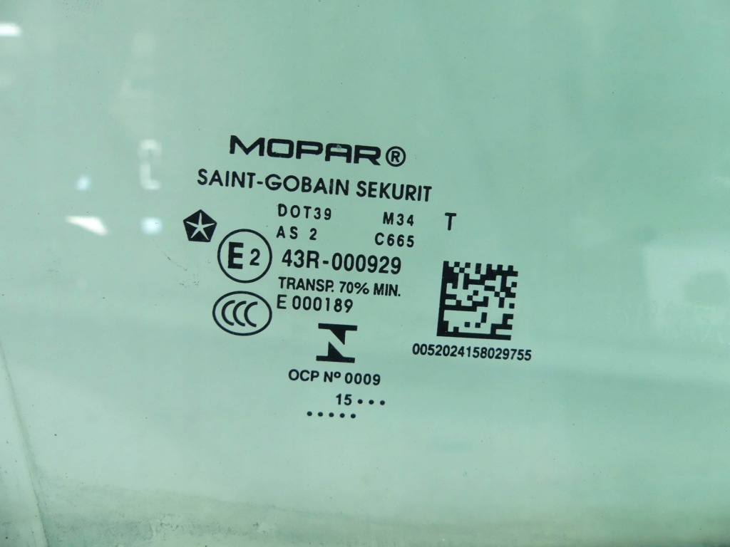 фото №2, Стекло дверь перед правая jeep renegade 14- 15r