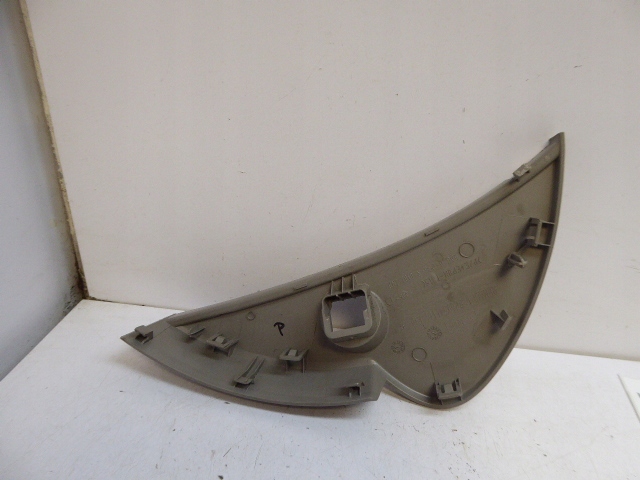 фото №3, Twingo ii защита заглушка панели консоли правая