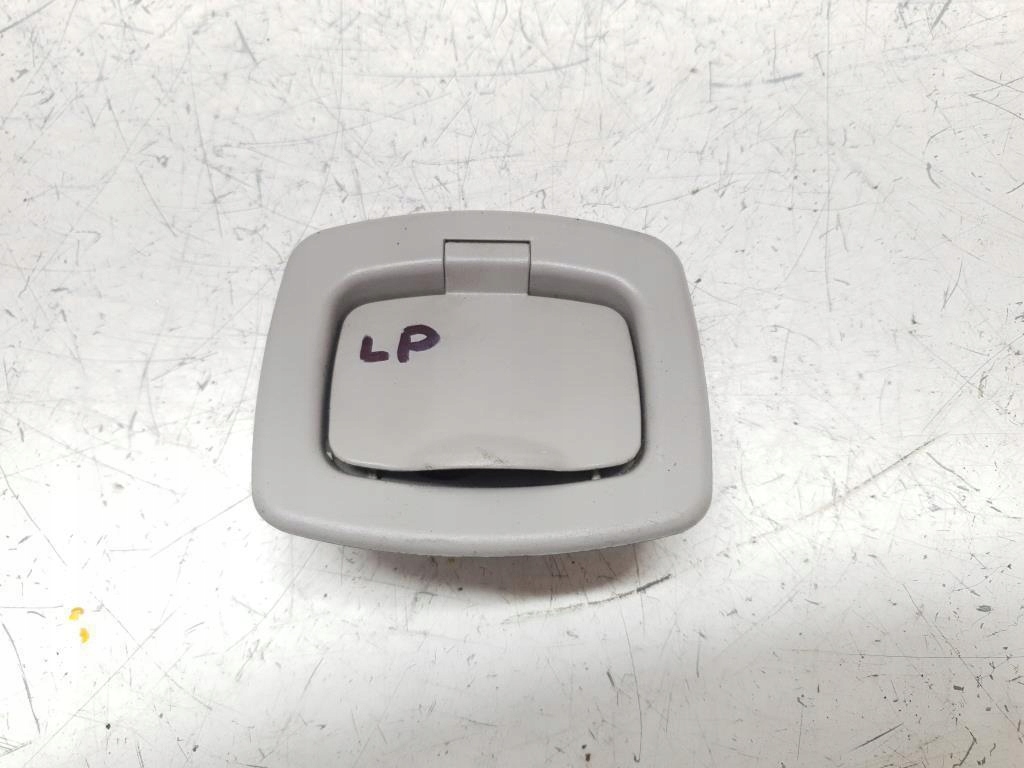 фото №1, Заглушка кронштейн зачіп шторка bmw 3 e91