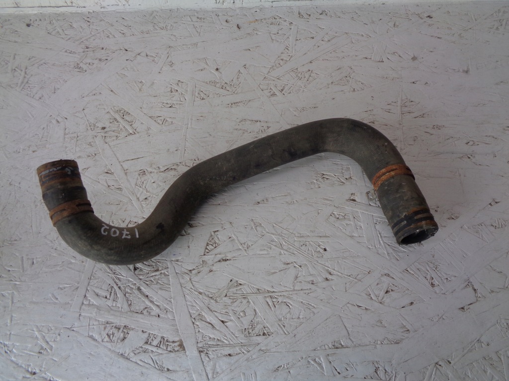 фото №2, Ford fiesta mk7 1.25i wąż труба wody