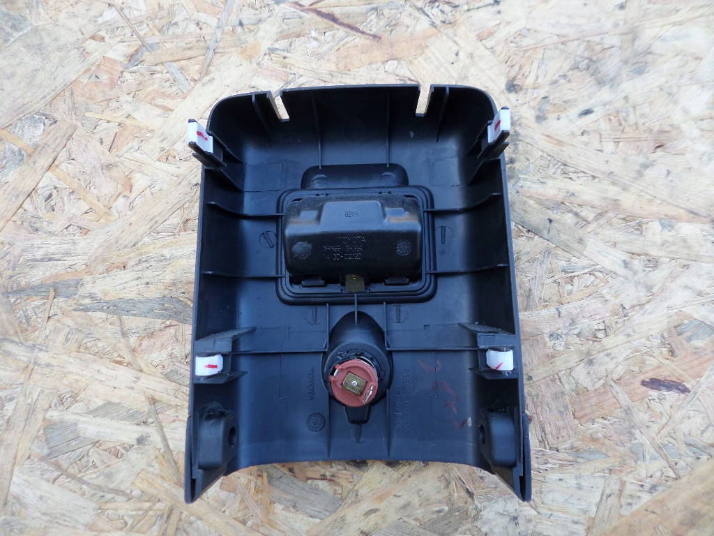 фото №5, Пепельница туннель задняя разъём 12v avensis t25