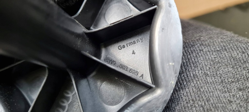 фото №6, Rs5 8w lift болт кронштейн колеса запасного 8w9863695a a4 b9 8w