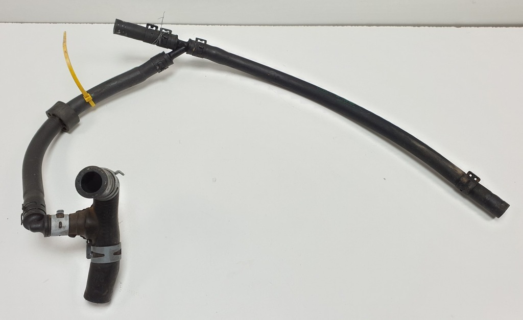 фото №1, Wąż труба wody mercedes w169 w245 2.0 cdi