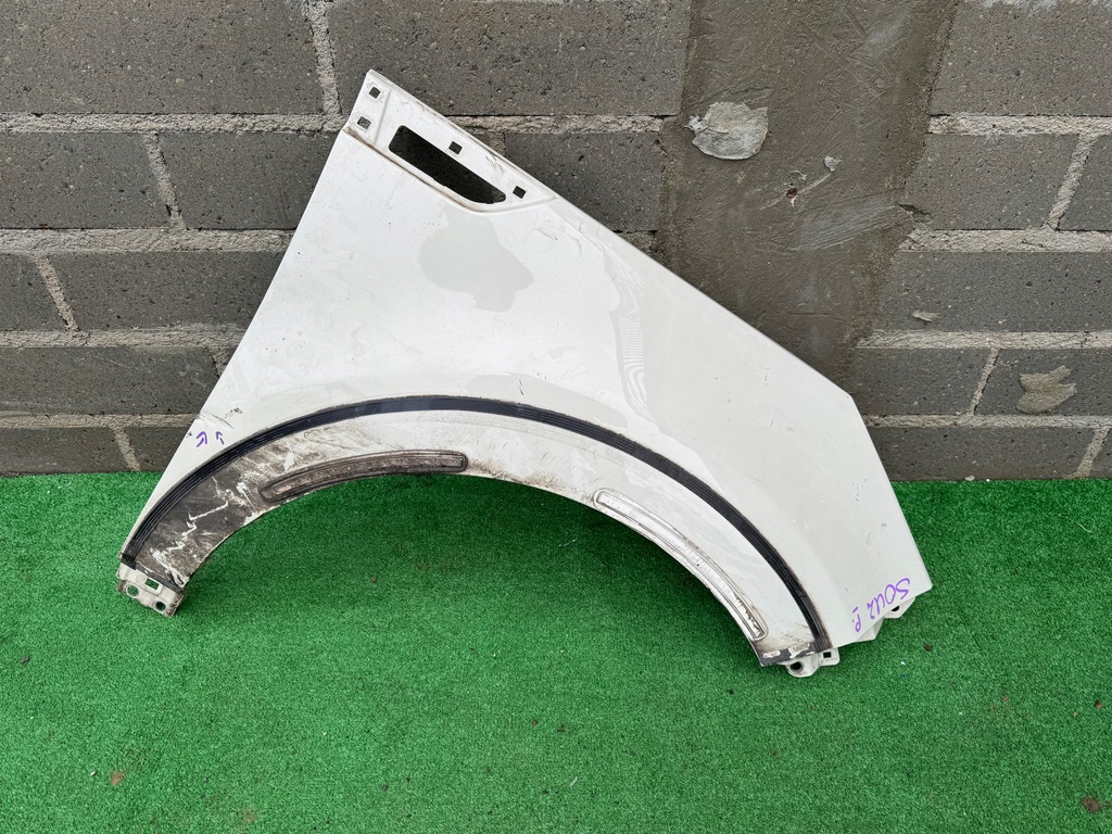 фото №1, Kia soul ii 2 крила правий передній bł17