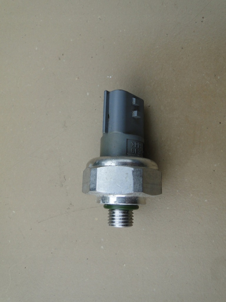 фото №1, Датчик давления кондиционера renault 921361722r